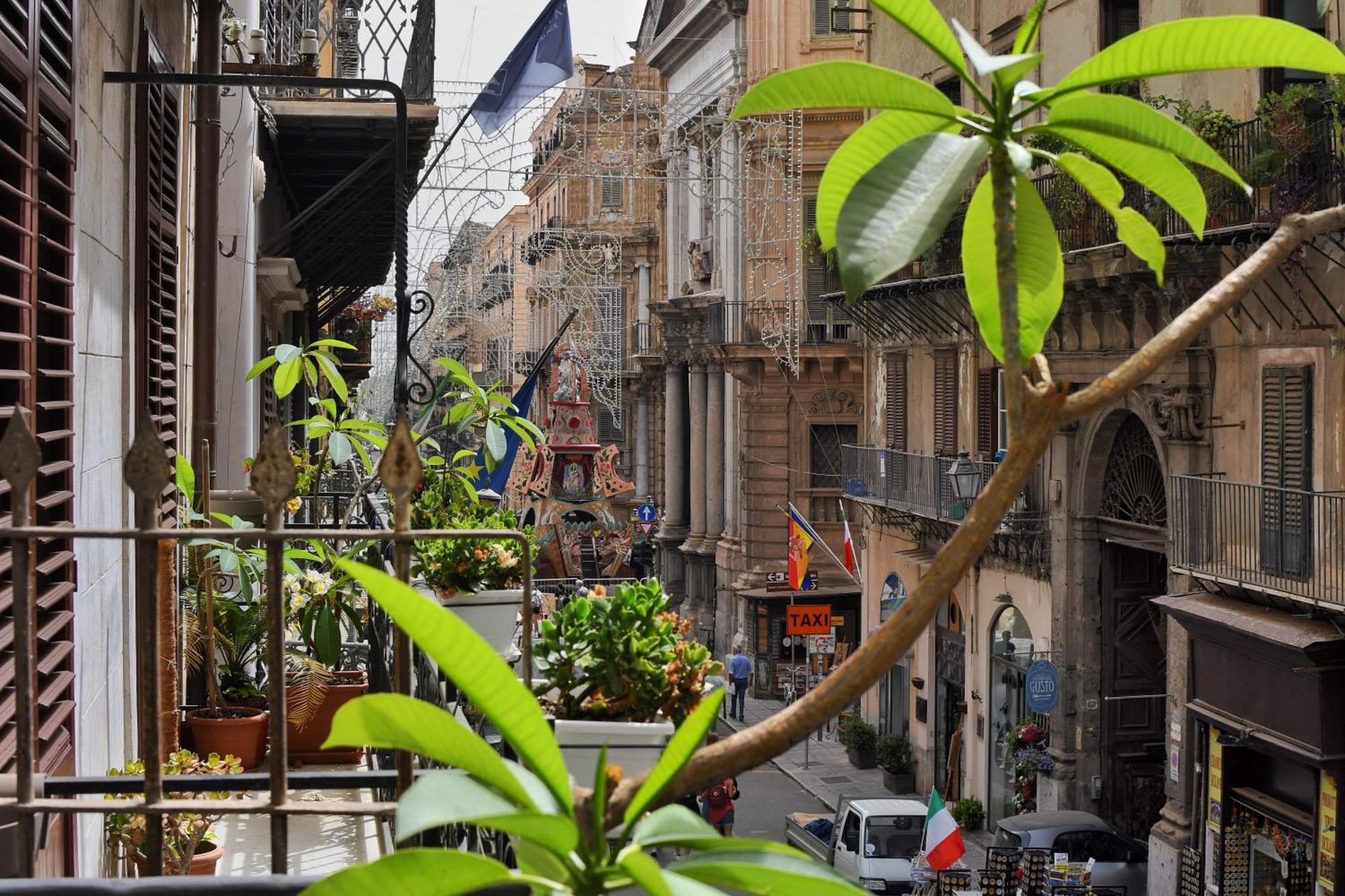 Iflat Palazzo Ragusi Lejlighed Palermo Eksteriør billede